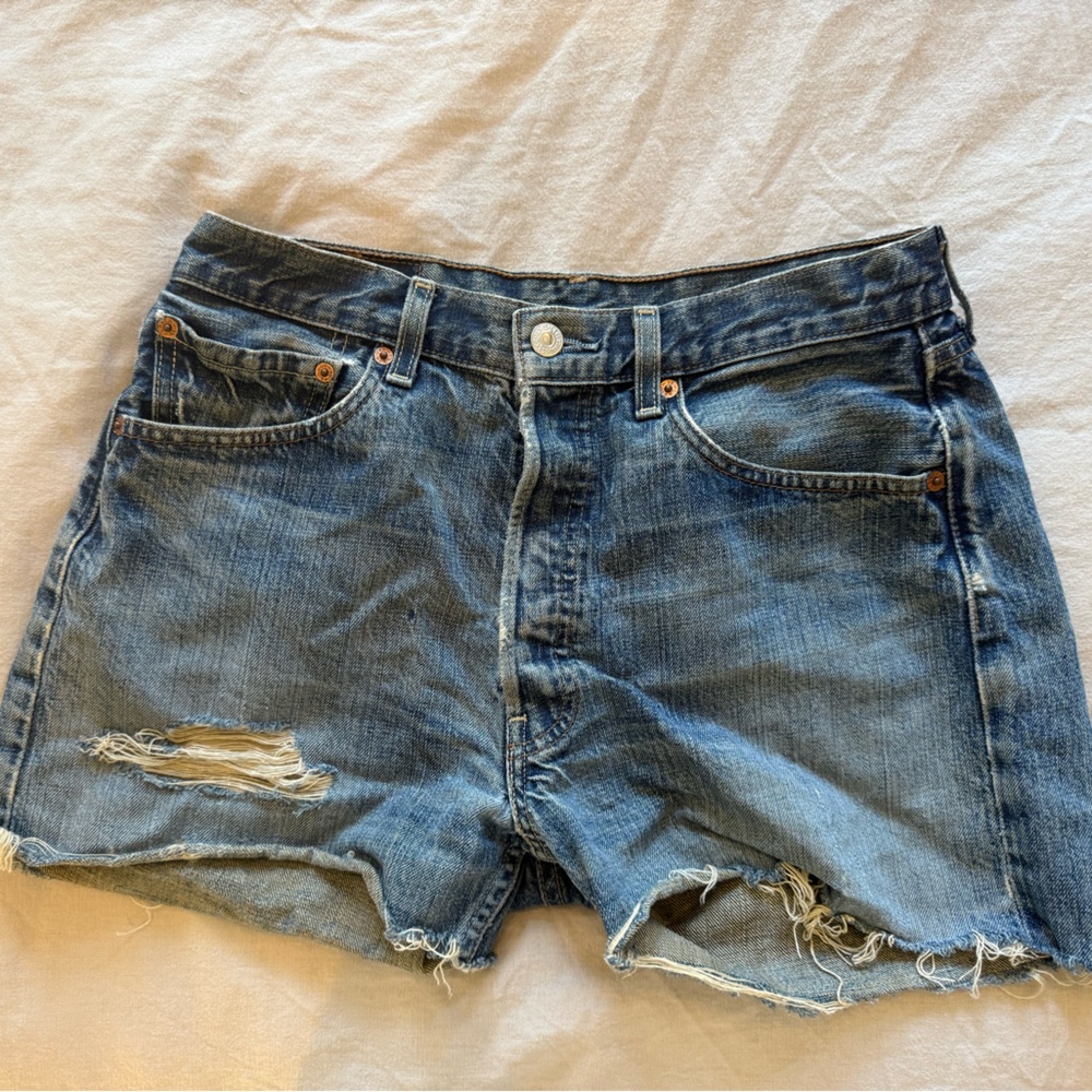 Levi’s denim shorts